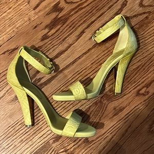 Devi Kroell Yellow / Green Animal Print Ankle Strap Heels Size 9